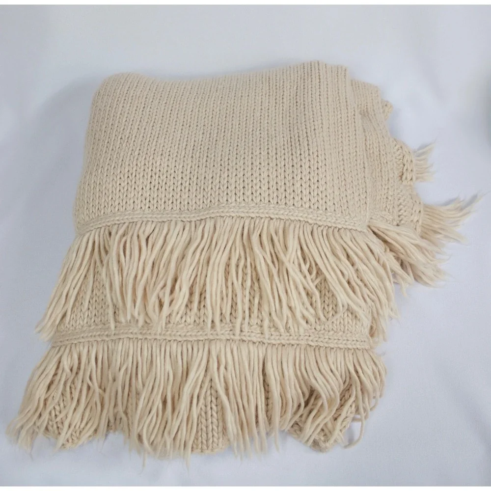 Martha Stewart Collection Chunky Knit‎ Throw Blanket Blush Pink 100% Acrylic